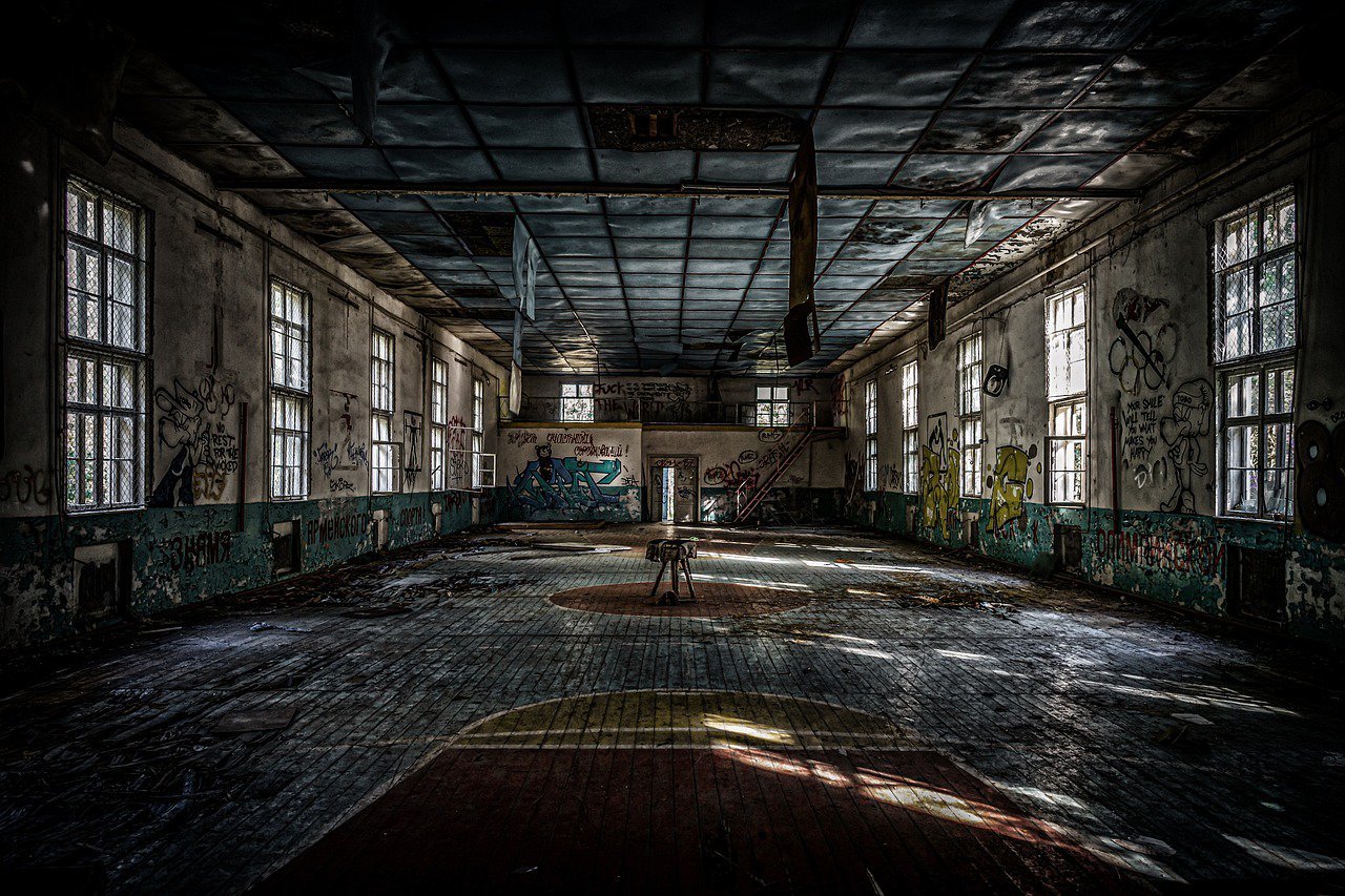 Ghosts of Games: An Abandoned Gymnasium