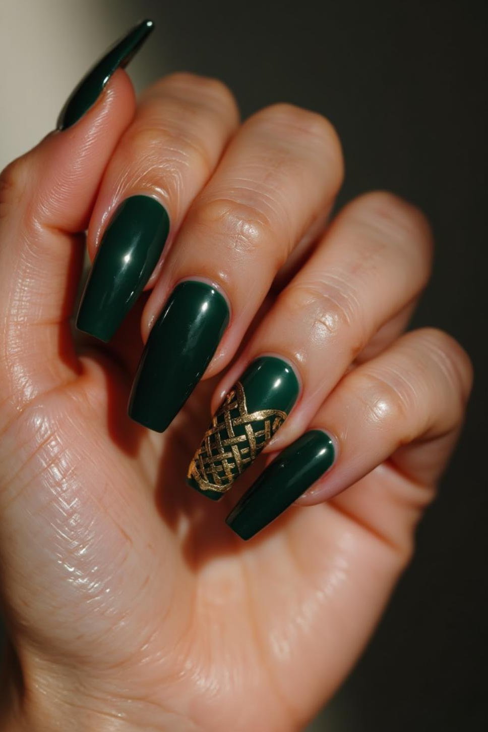 Elegant Gold & Green Celtic Knot Irish Nails