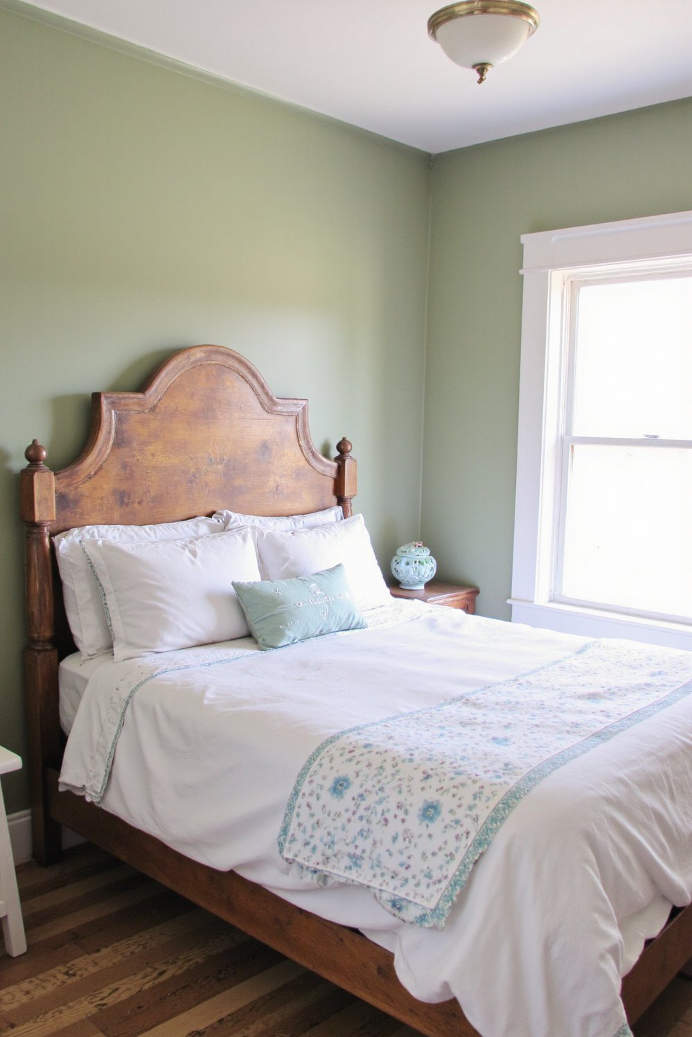 Modern Farmhouse Color Palette - Calming Colors: Traditional Farmhouse Bedroom Palette - Traditional farmhouse bedroom. Muted colors create a serene...
