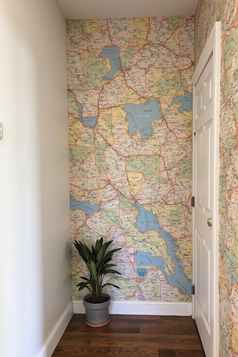 Narrow hallway decor ideas - Vintage Maps & Travel Theme: Decorating A Long Narrow Hallway - Transform your long, narrow hallway into a world...