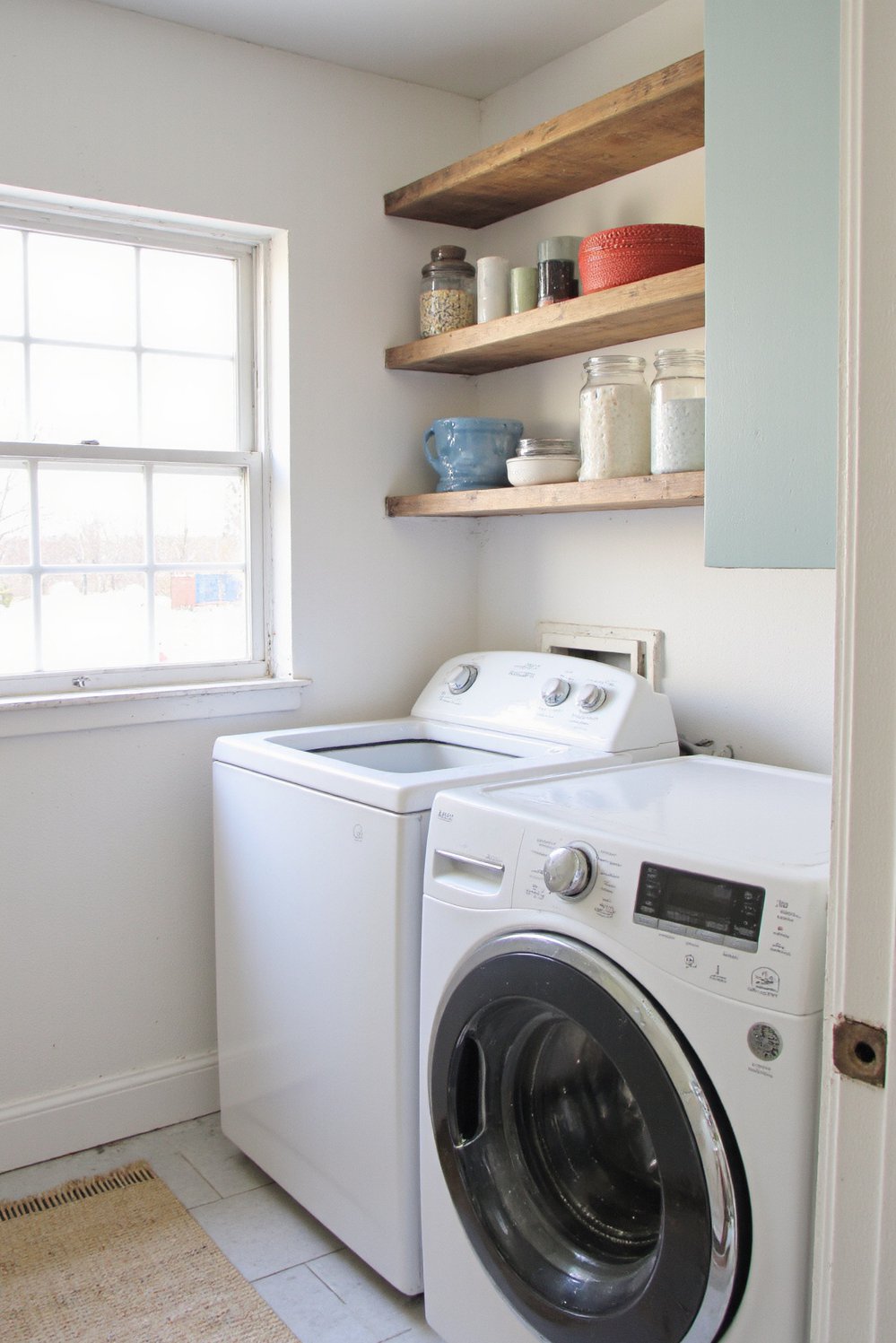 Modern Farmhouse Color Palette - Modern Farmhouse Laundry Room: Clean Lines & Style - Modern farmhouse laundry room. Clean lines and a...