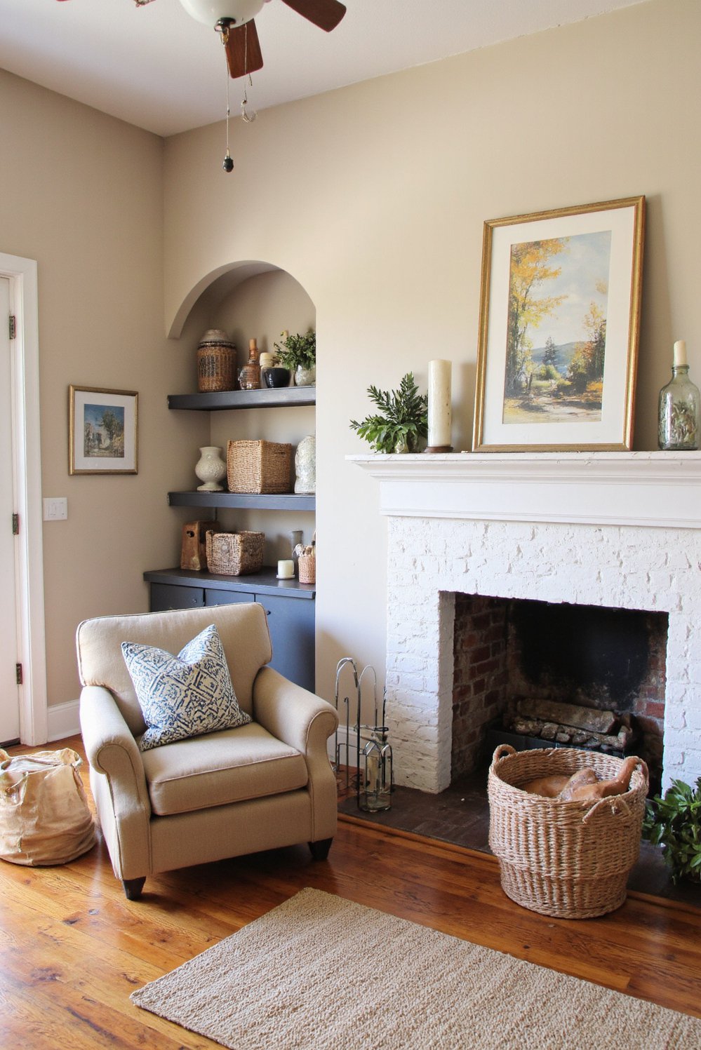 Modern Farmhouse Color Palette - Warm Earthy Tones: Modern Farmhouse Color Palette - Modern farmhouse living room. Warm, earthy tones create...
