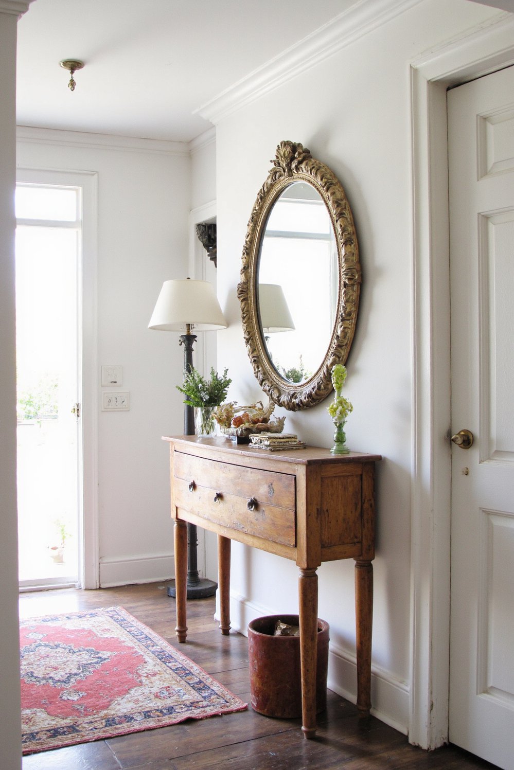Narrow hallway decor ideas - Stylish Console & Mirror: Decorating A Narrow Hallway - Transform your small entryway into a stylish space!...