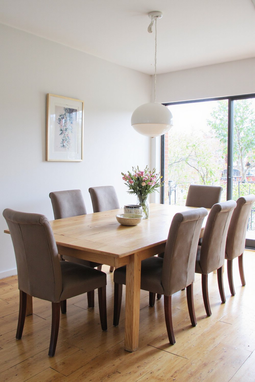 Neutral upholstered dining chairs - Neutral Upholstered Dining Chairs: Calm Dining Room Design - Neutral dining chairs: eight taupe upholstered beauties surrounding...