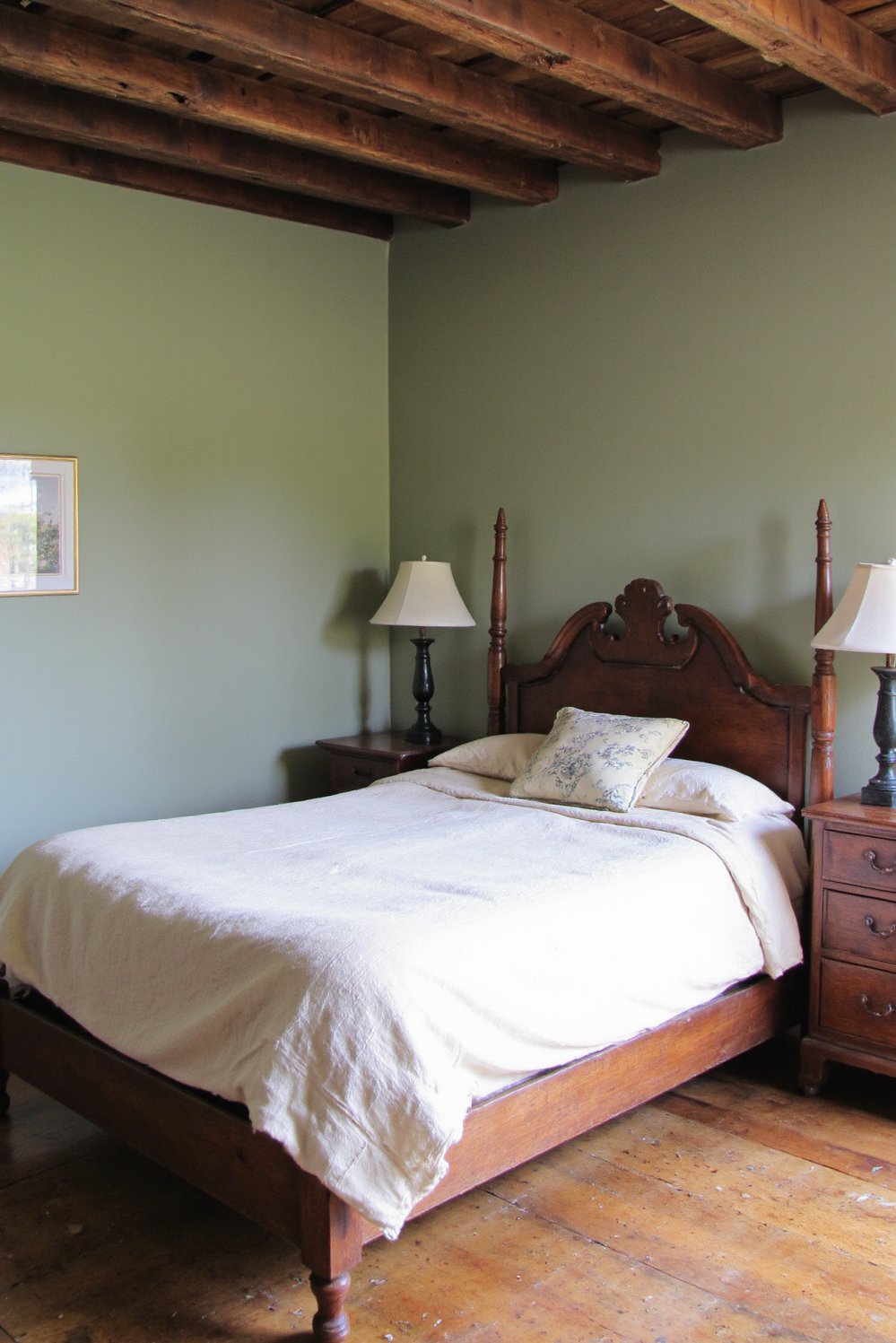 green bedroom ideas - Rustic Sage Green Bedroom: Cottage Style Charm - Rustic green bedroom ideas: This charming space features...