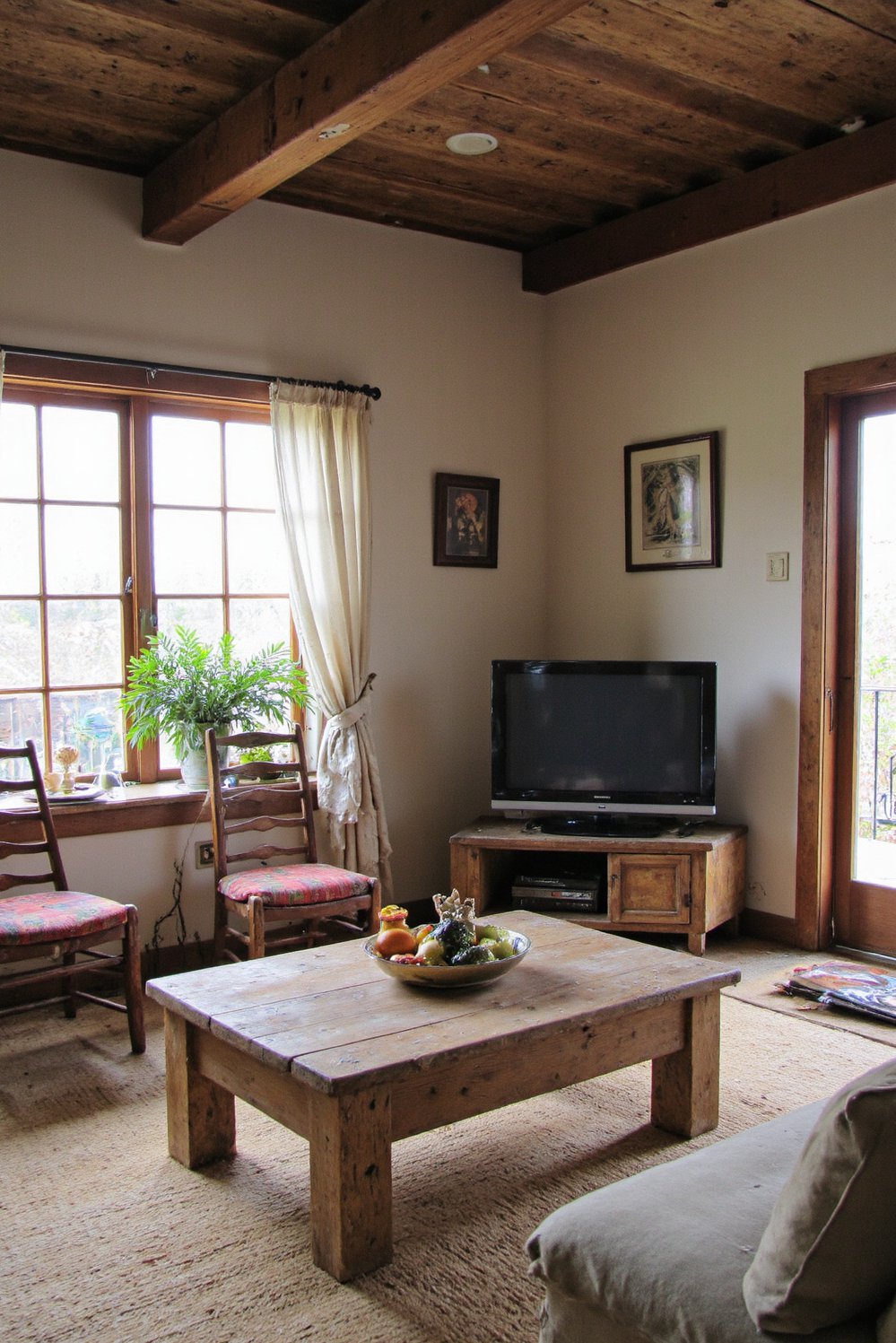 Japanese style living rooms - Rustic Japanese Living Room: Reclaimed Wood & Vintage Charm - Rustic Japanese living room: warmth and comfort. Reclaimed...
