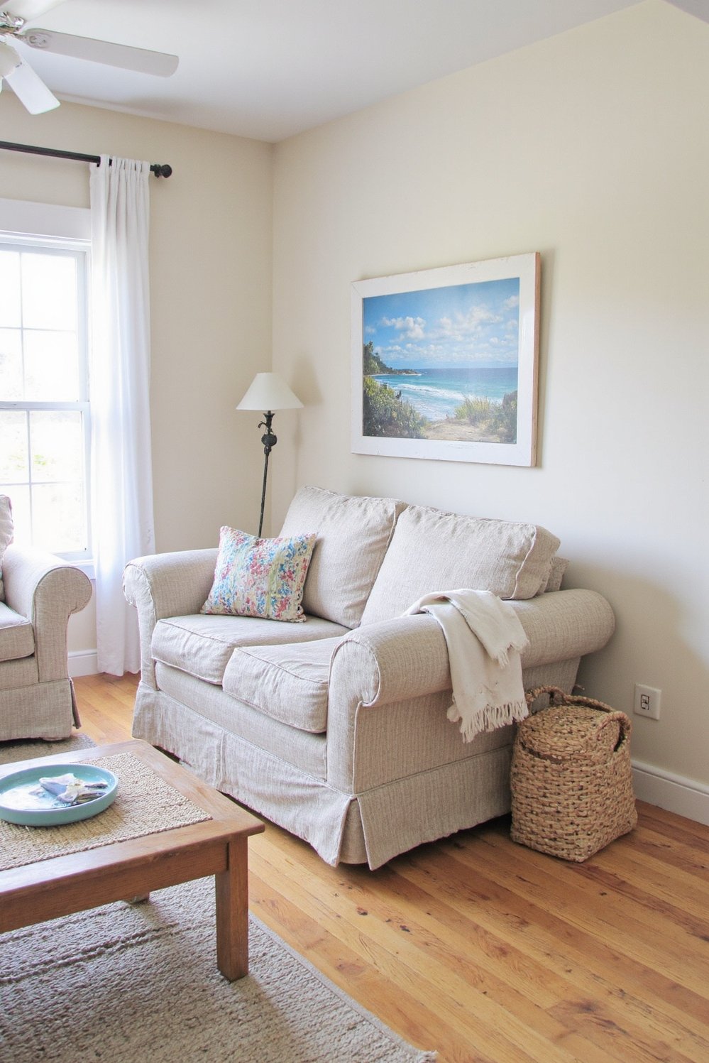 beachy living room ideas - Small Beachy Living Room: Maximizing Space & Light - Small beach living room: This design proves you...