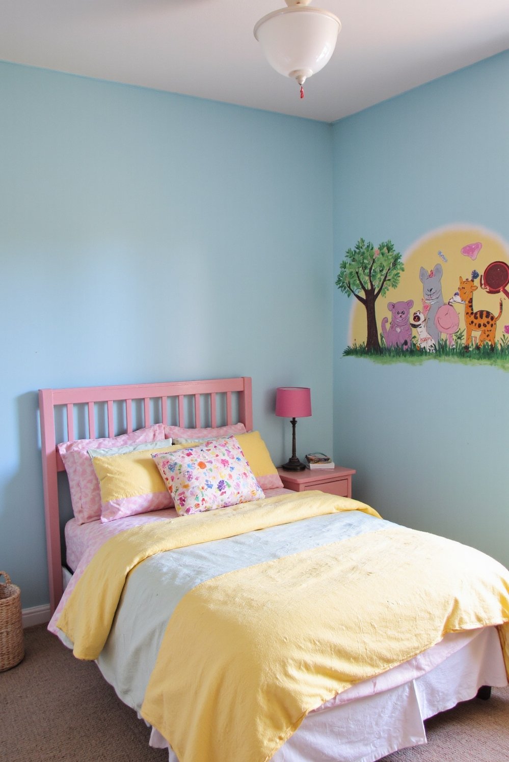 bedroom color combination ideas - Pastel Pink & Blue Bedroom Color Combinations - Pastel bedroom colors create a whimsical space. Soft...