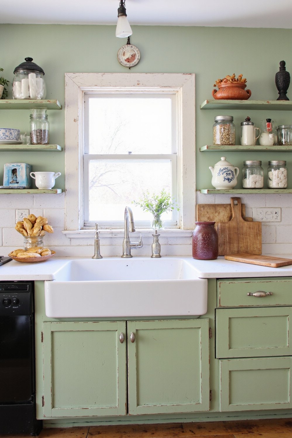 Sage Green Home Decor Ideas - Sage Green Kitchen: Farmhouse Charm & Vintage Style - Sage green kitchen cabinets: a dreamy, country-style kitchen....