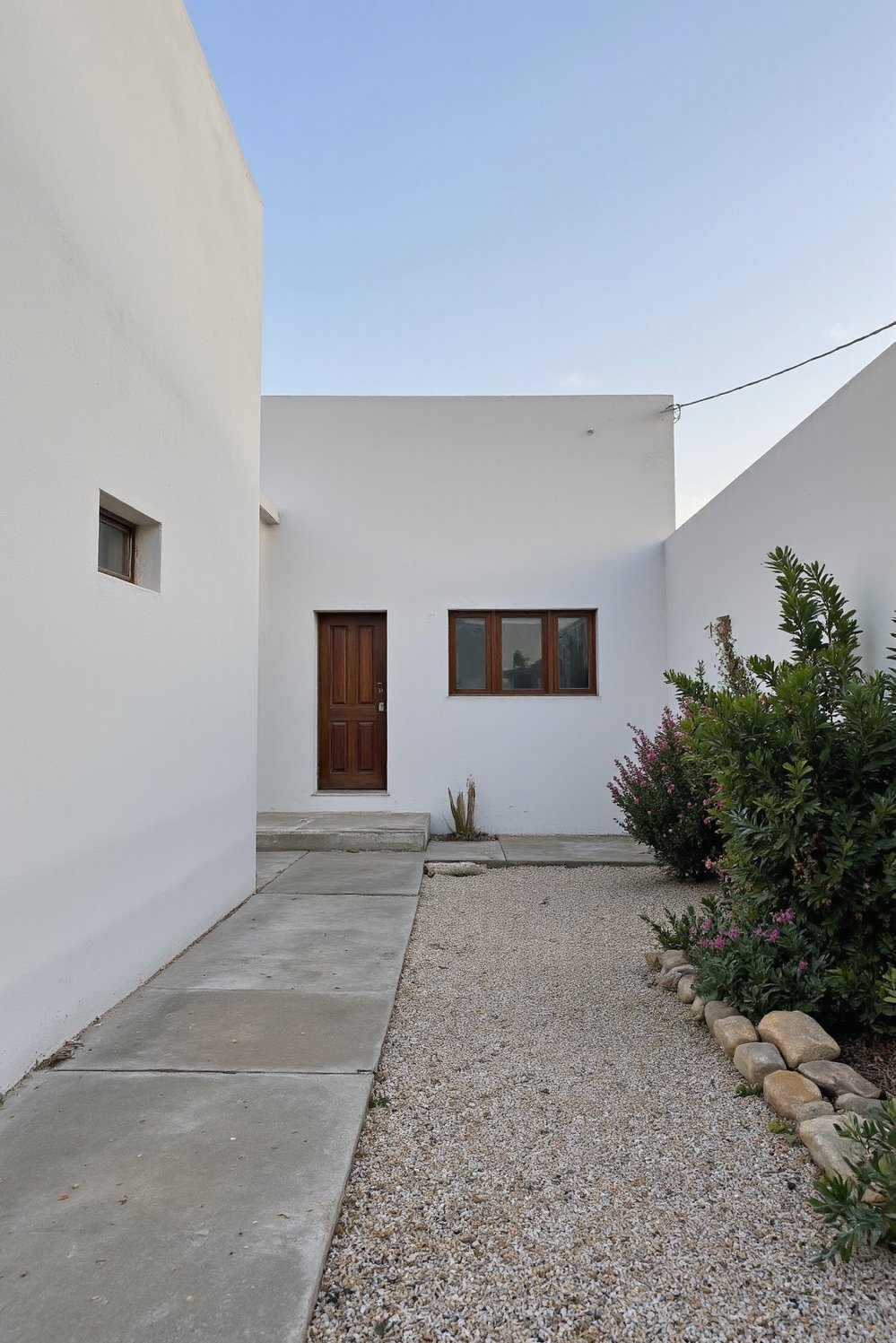 Modern house exteriors - Private Courtyard & Modern Minimalist House Exterior - Modern minimalist house design. Privacy is key, and...