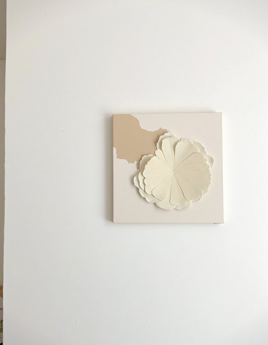 flower wall art ideas - Minimalist Abstract Paper Flower Wall Art - This minimalist paper flower wall art is so...