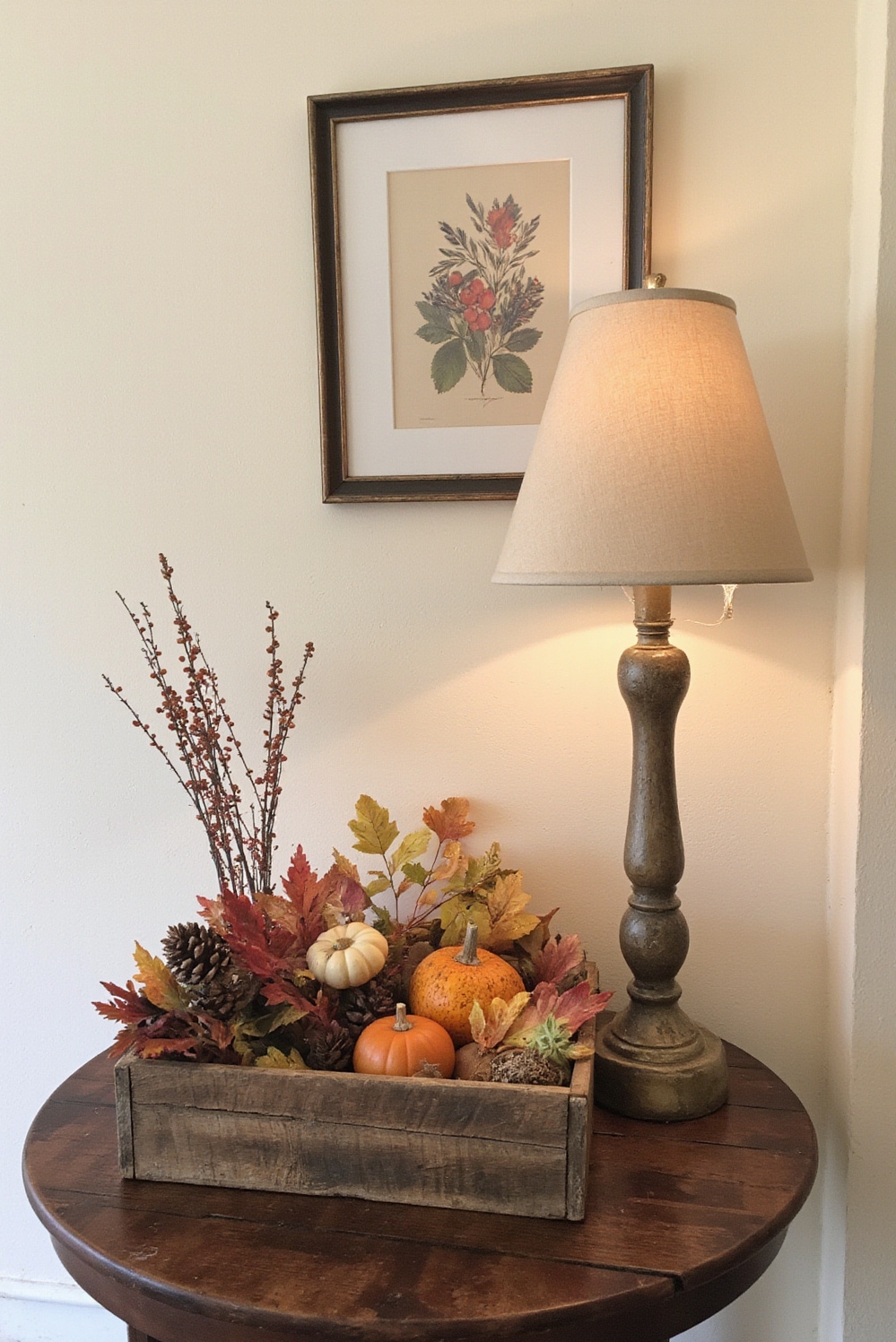 end of hallway decor - Seasonal Charm At Hall's End - A simple cream-colored hallway transforms into a visual...