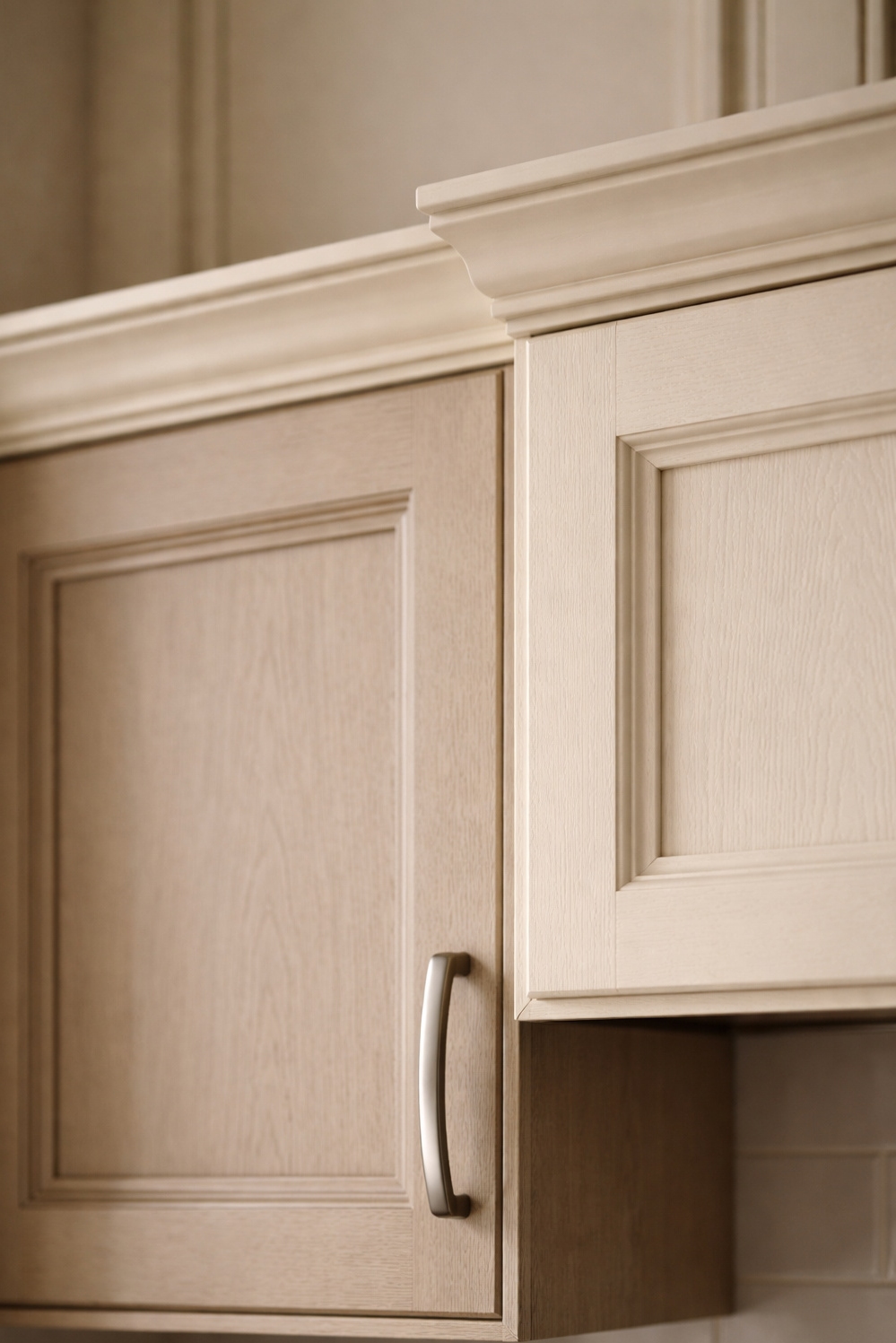 Beige and Cream Kitchen Cabinets - Beige and Cream Cabinets: Inviting Wood Feel - These cream kitchen cabinets feel so inviting. I...