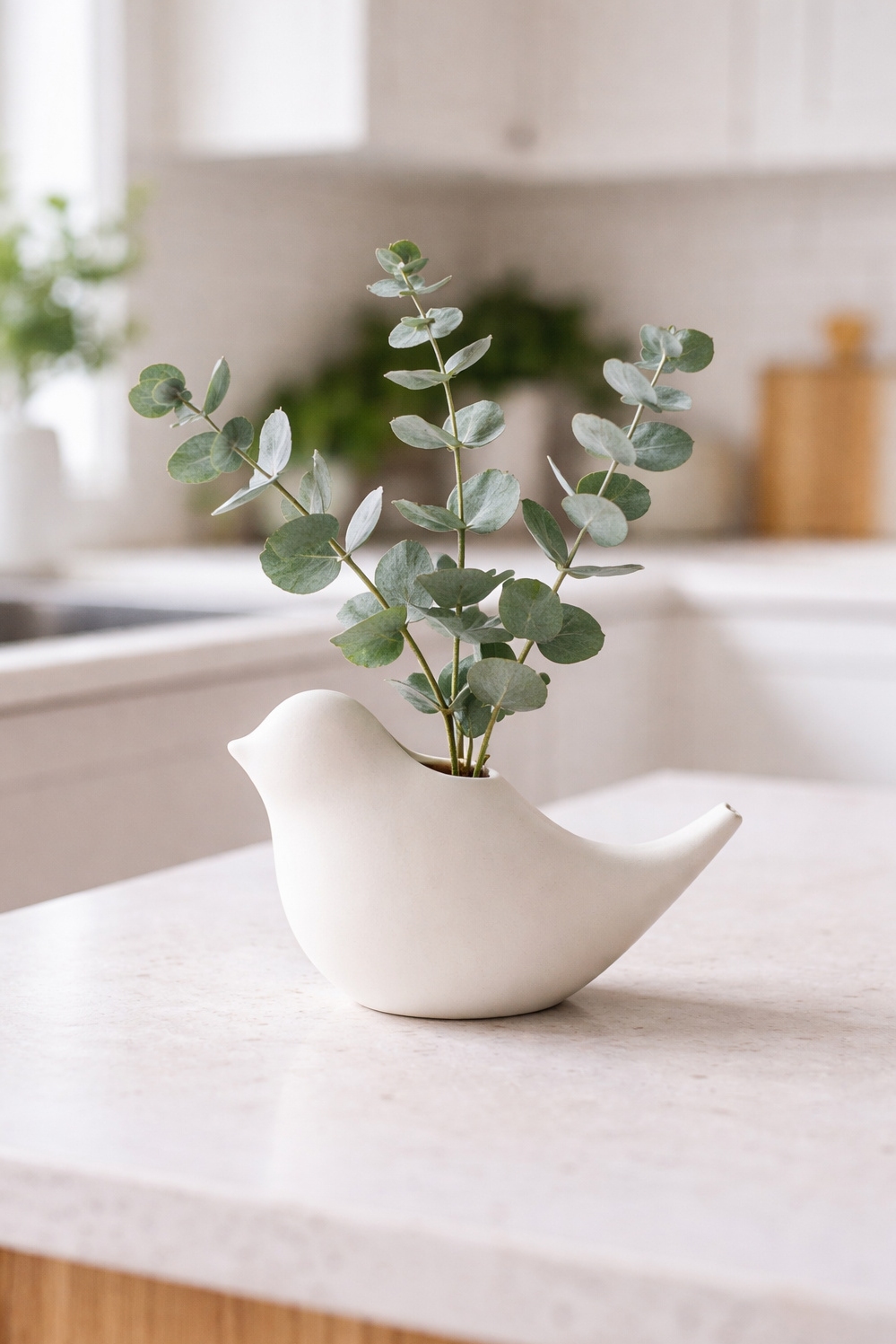 Animal shaped vases ideas - Petite White Bird Vase Perches Pretty - The animal shaped vase, a petite white ceramic...